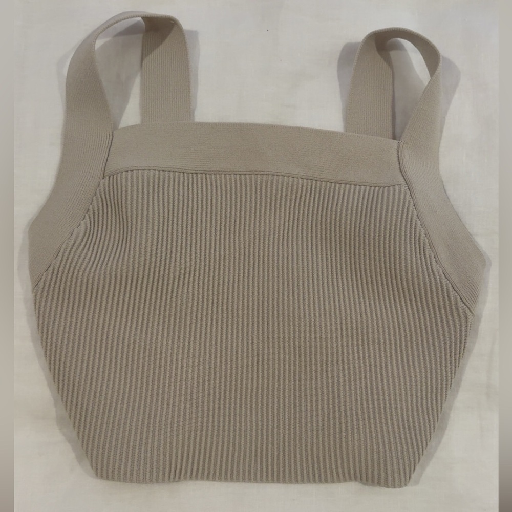 aritzia ribbed beige top